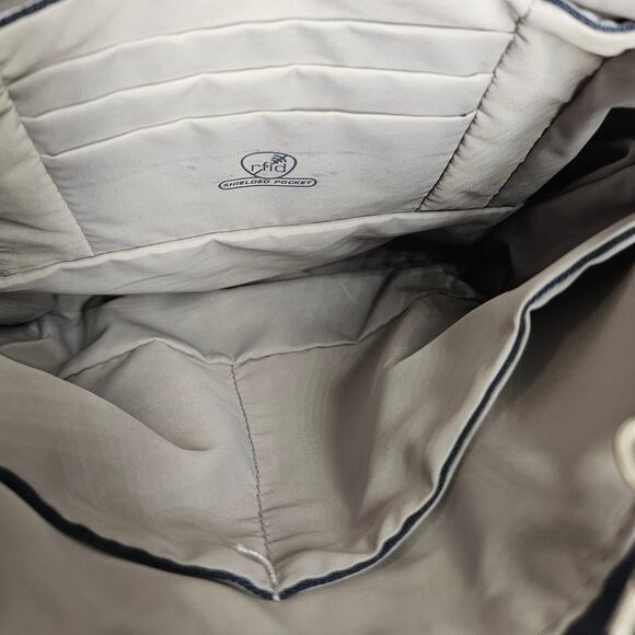 TRAVELON ANTI-THEFT CLASSIC MINI CROSSBODY – MIDNIGHT – RFID – LOCKING STRAPS - Picture 9 of 13